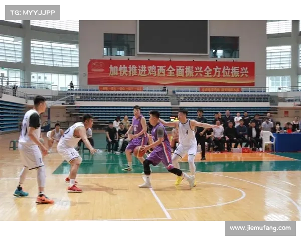 中国女篮亚洲杯赛事奋勇拼搏勇夺冠军展现顽强斗志辉煌时刻 中国女篮亚洲杯赛事奋勇拼搏勇夺冠军展现顽强斗志辉煌时刻